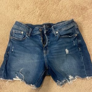 🌼GAP Classic Blue Jean Shorts